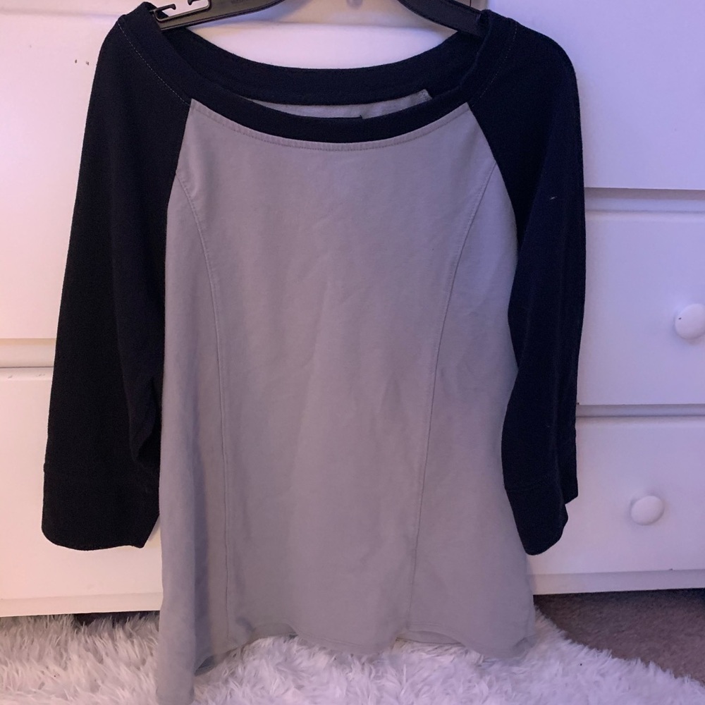 Gray and Black Ellen Tracy Shirt
